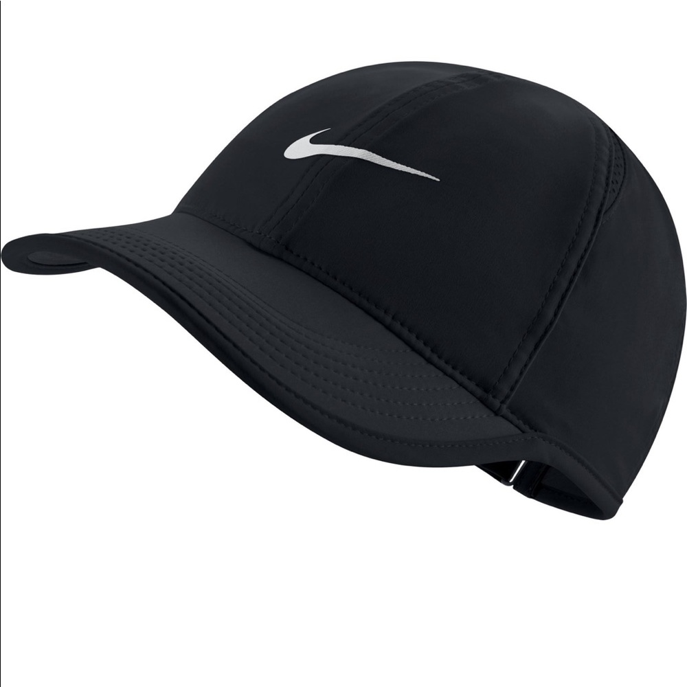 Nike Featherlight Dry Fit Hat